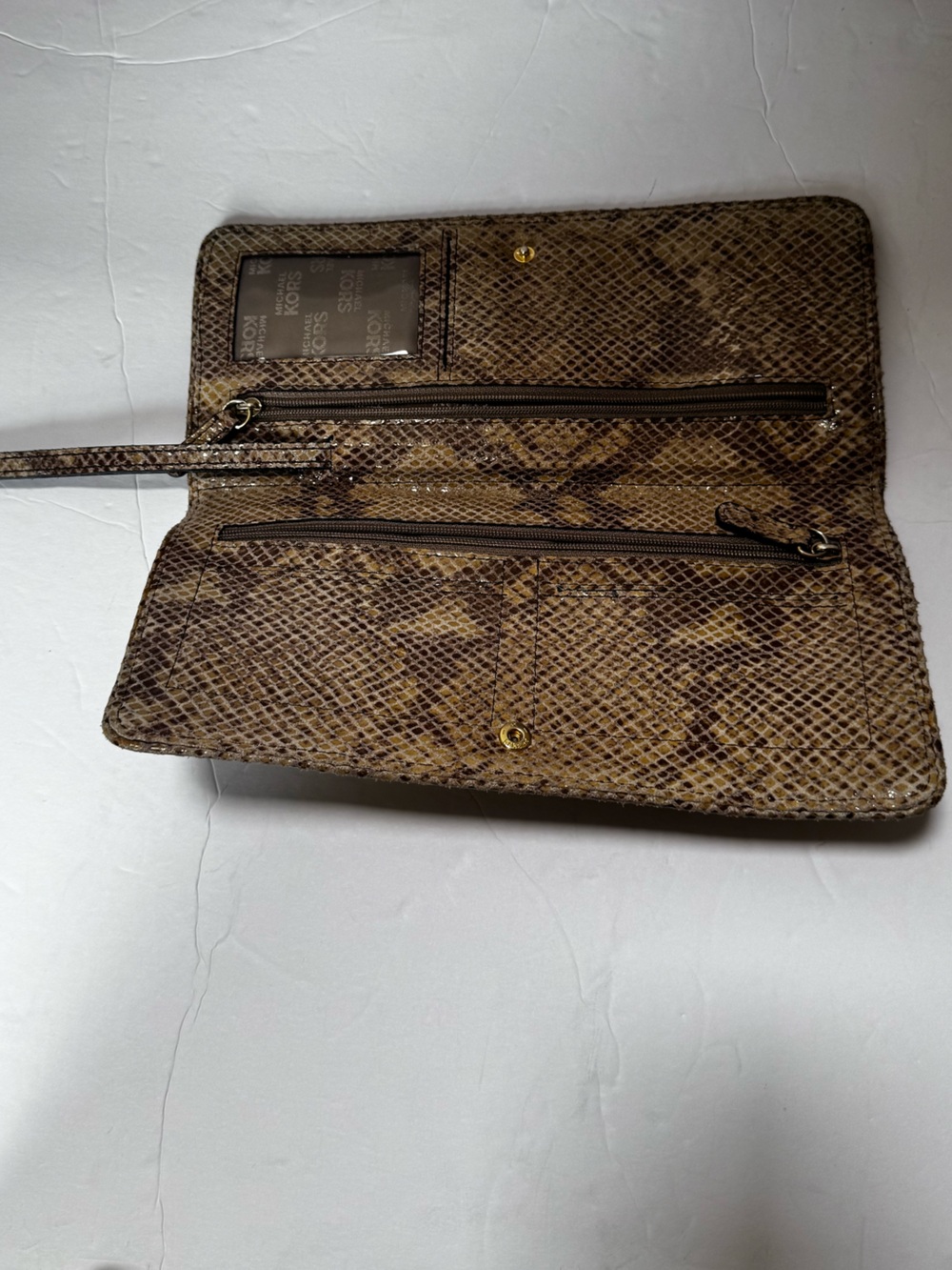 Michael Kors NEW Snakeskin Long Clutch Bag Wristlet Animal Wallet Brown Gold Tan - Picture 4 of 16